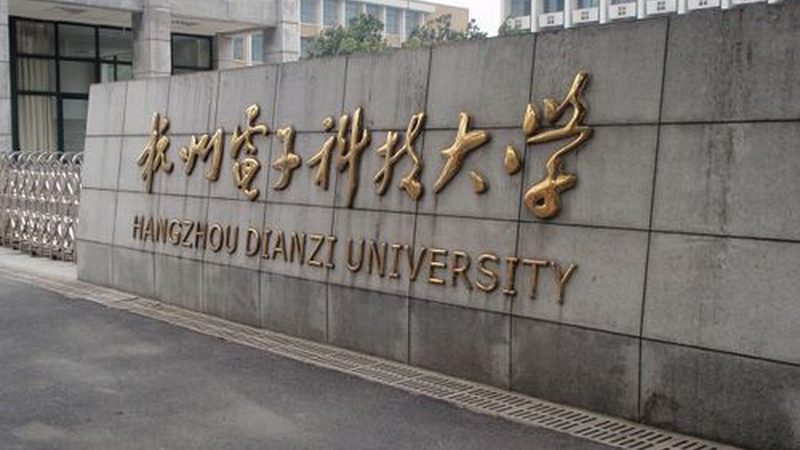 小批量贴片加工：揭秘其关键要素与选择之道